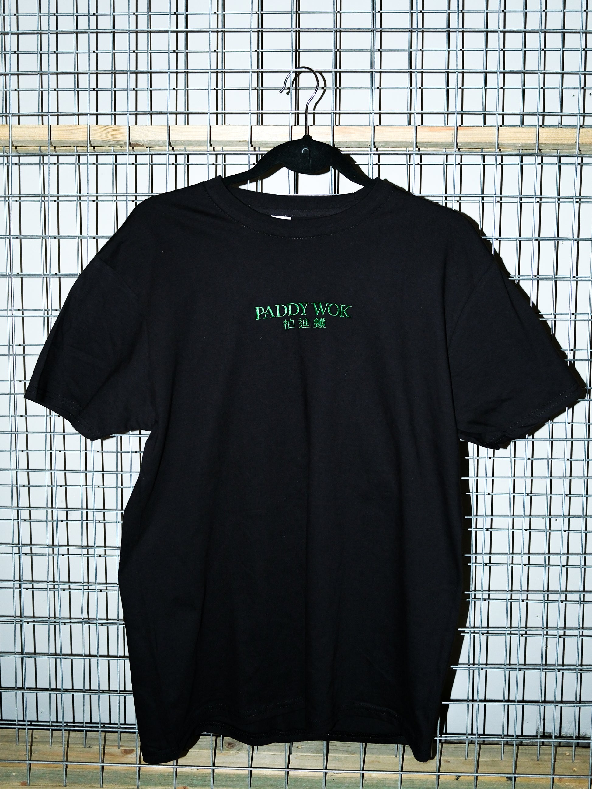 BLACK TEE